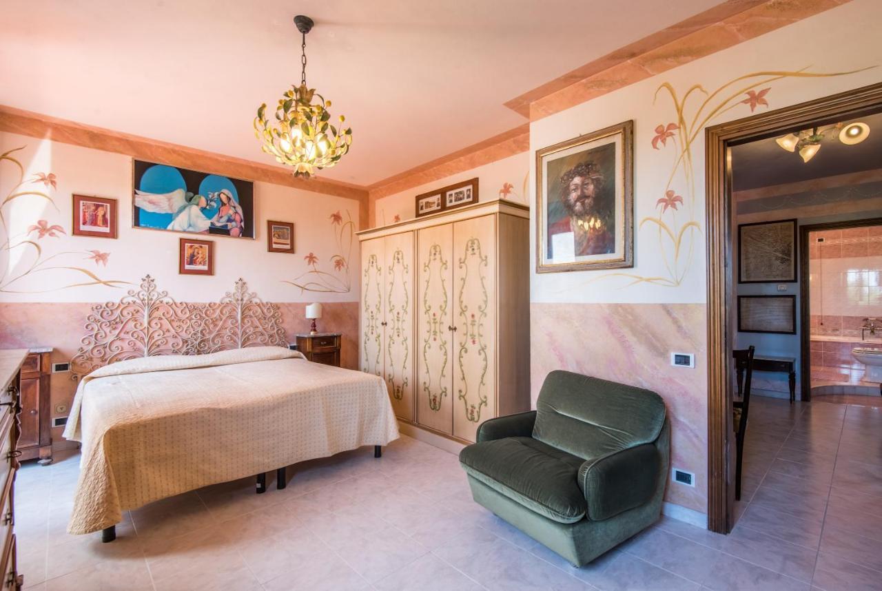 Villa Vanna - Certaldo Vico d'Elsa ภายนอก รูปภาพ